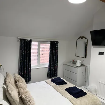 At 153 Only Gasthuis Scarborough