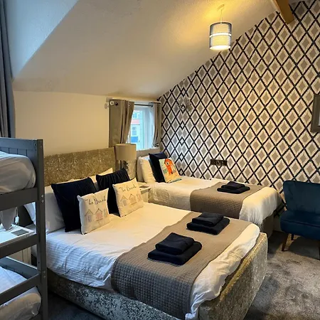 At 153 Only Gasthuis Scarborough