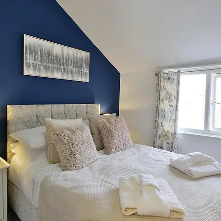 בית הארחה At 153 Only